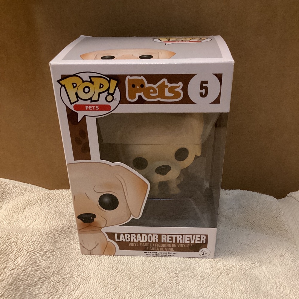 Funko Pop! Pets LABRADOR RETRIEVER NEW Hard To Find